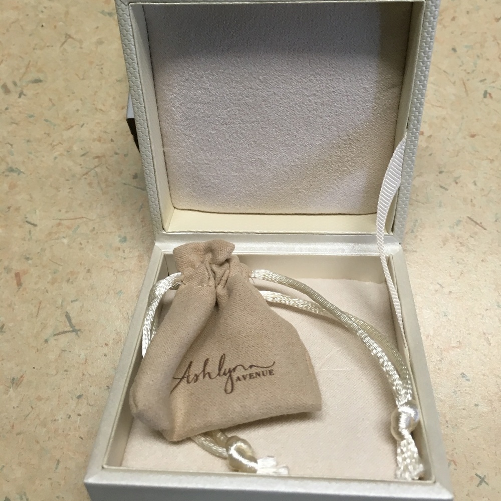 NIB ASHLYNN AVENUE 18K ROSE-GOLD WEAVE RING SIZE 7 - Picture 6 of 6